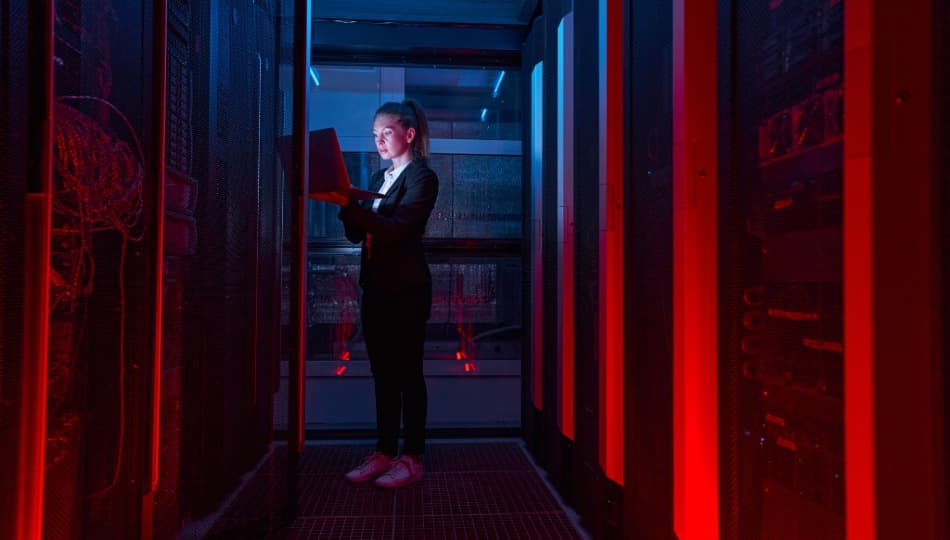 fully managed IT services vs internal IT